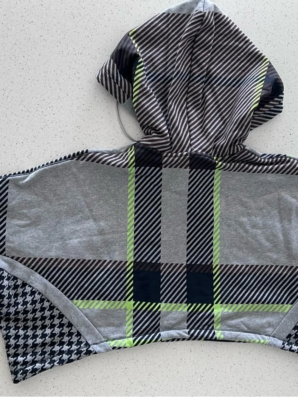 adidas Ivy Park Oversized Striped Shrug in Gray, Brown & Neon Green size S - Picture 11 of 13